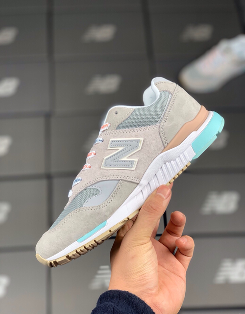 New Balance 840