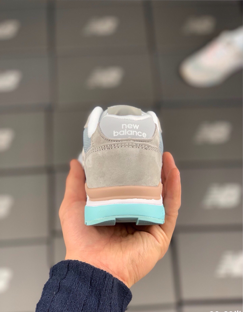 New Balance 840