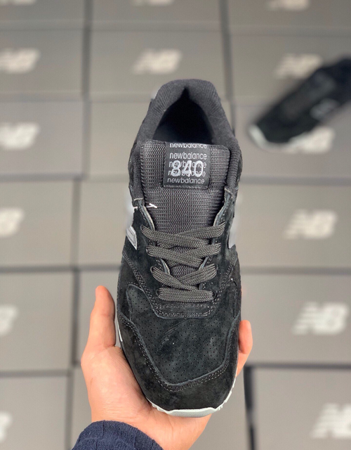 New Balance 840