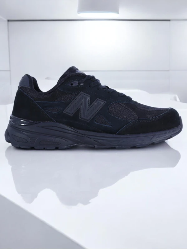 New Balance 990
