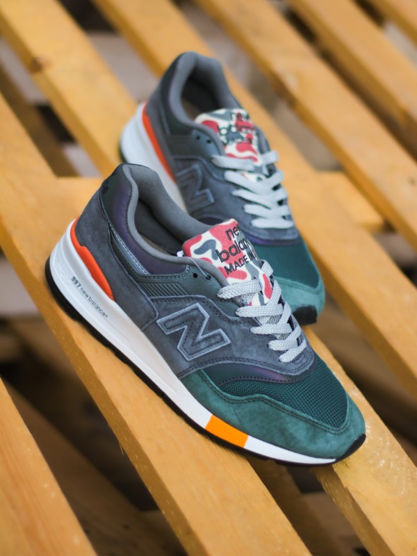 New Balance 997