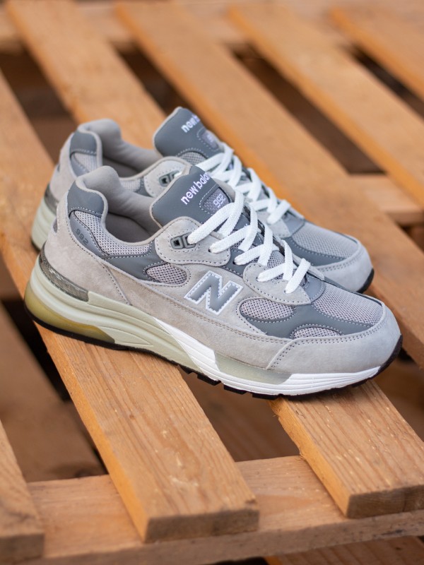 New Balance 992
