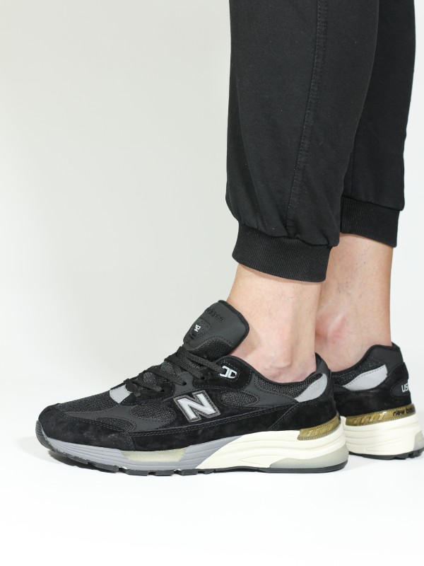 New Balance 992