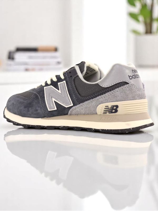 New Balance 574