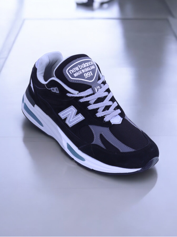 New Balance 991