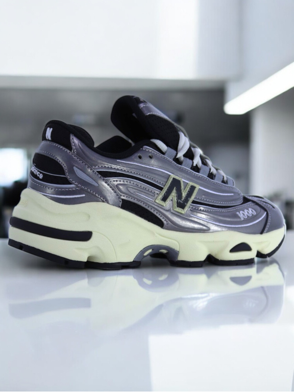 New Balance 1000