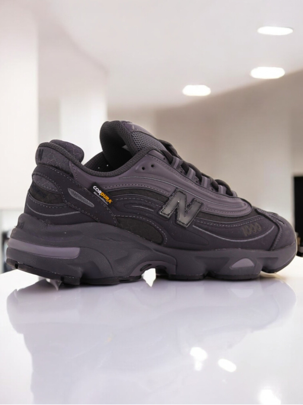 New Balance 1000