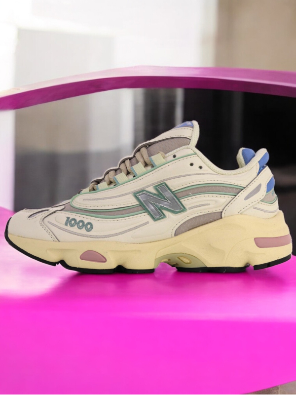 New Balance 1000