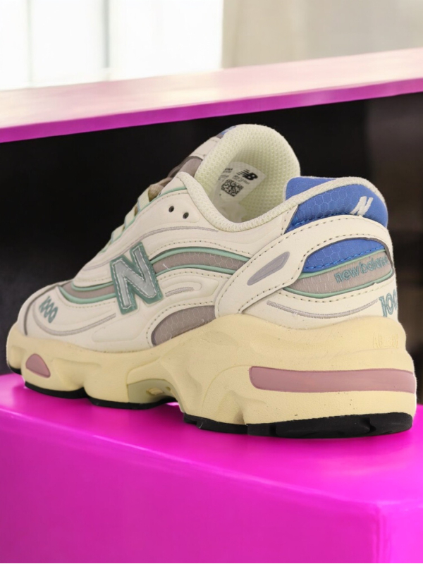 New Balance 1000
