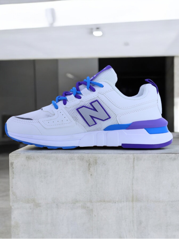 New Balance 999