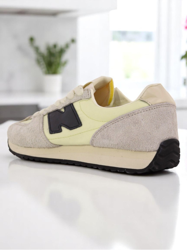 New Balance 471