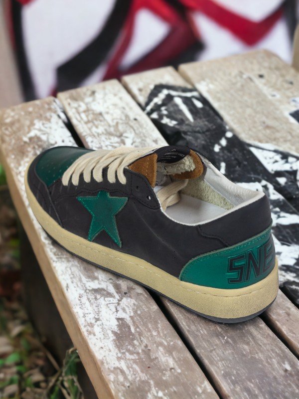 Golden Goose Ballstar
