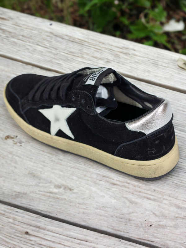Golden Goose Ballstar