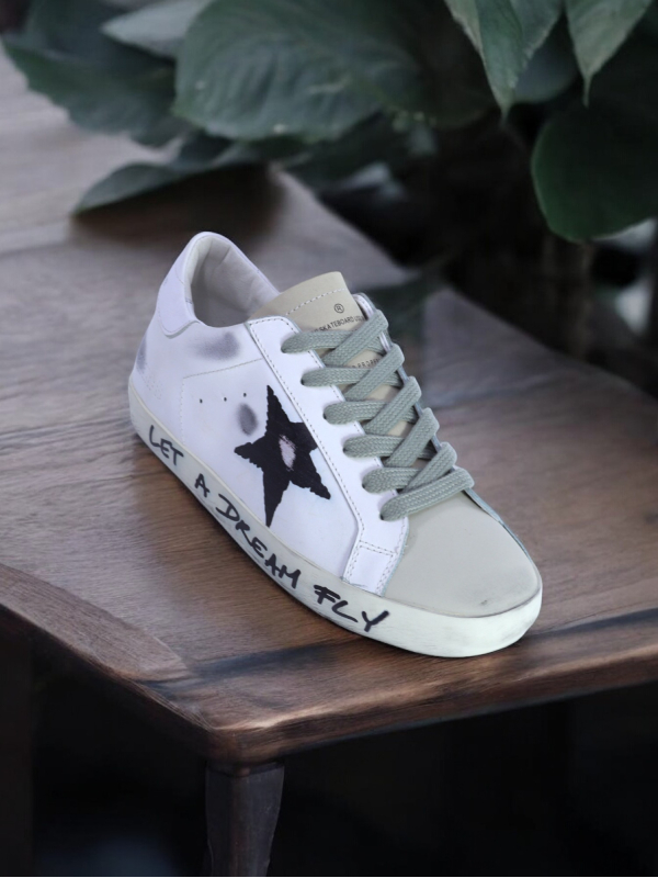 Golden Goose Superstar