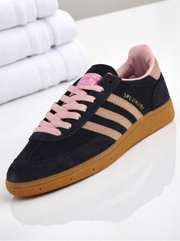 Adidas Spezial