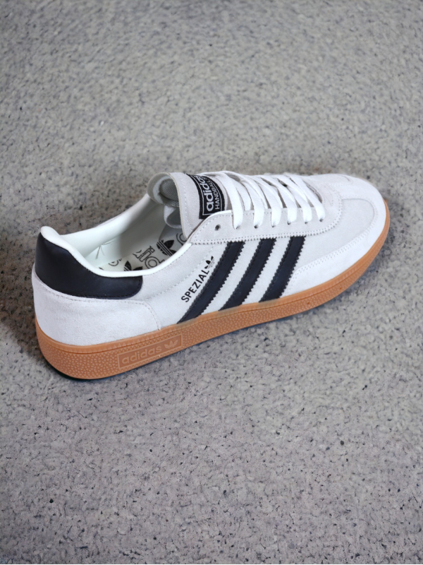 Adidas Spezial