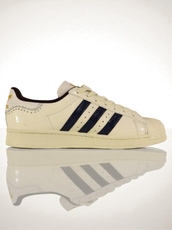 Adidas Superstar