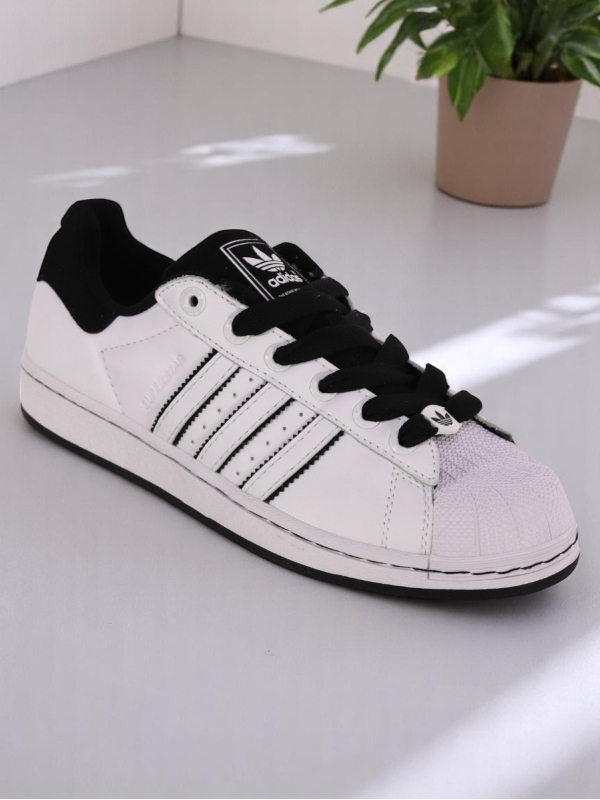 Adidas Superstar