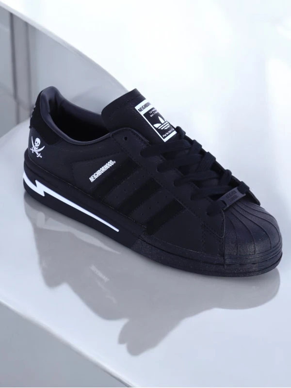 Adidas Superstar