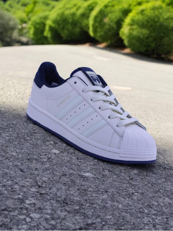 Adidas Superstar