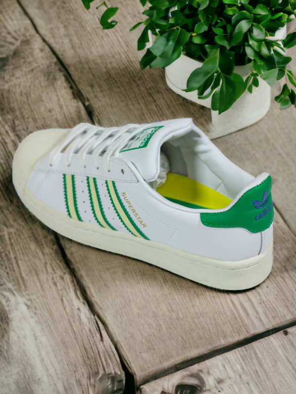 Adidas Superstar
