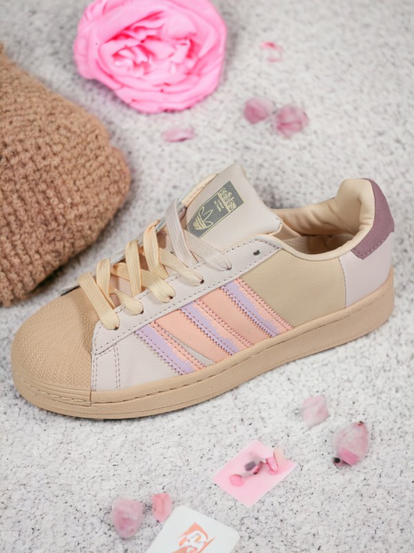 Adidas Superstar