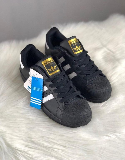 Adidas Superstar