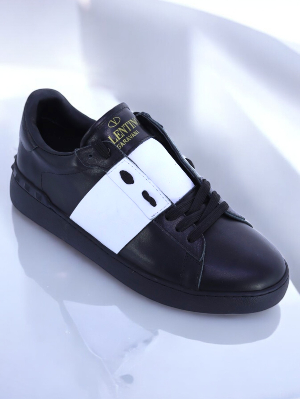 Valentino Garavani Upvillage Sneakers