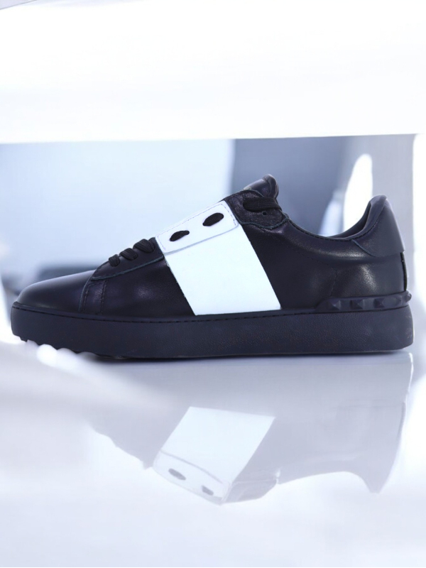 Valentino Garavani Upvillage Sneakers