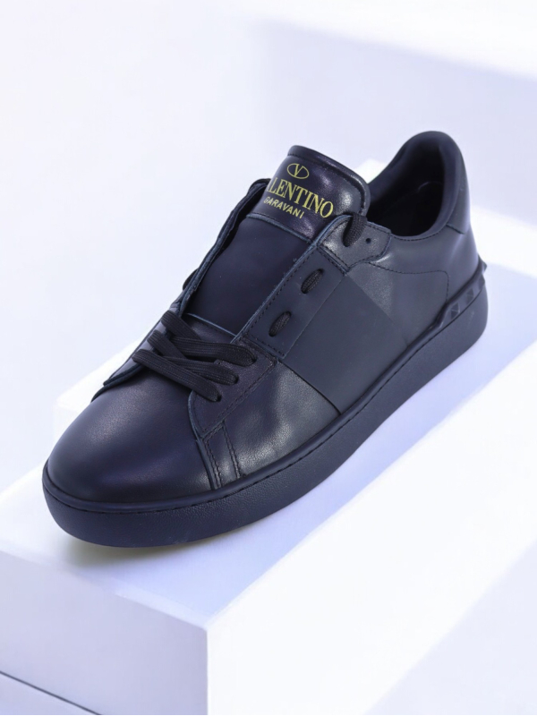 Valentino Garavani Upvillage Sneakers
