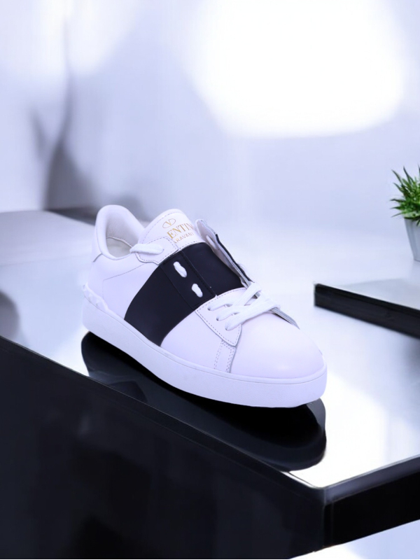 Valentino Garavani Upvillage Sneakers