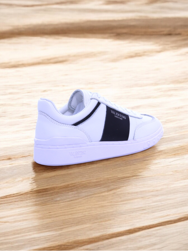 Valentino Garavani Upvillage Sneakers