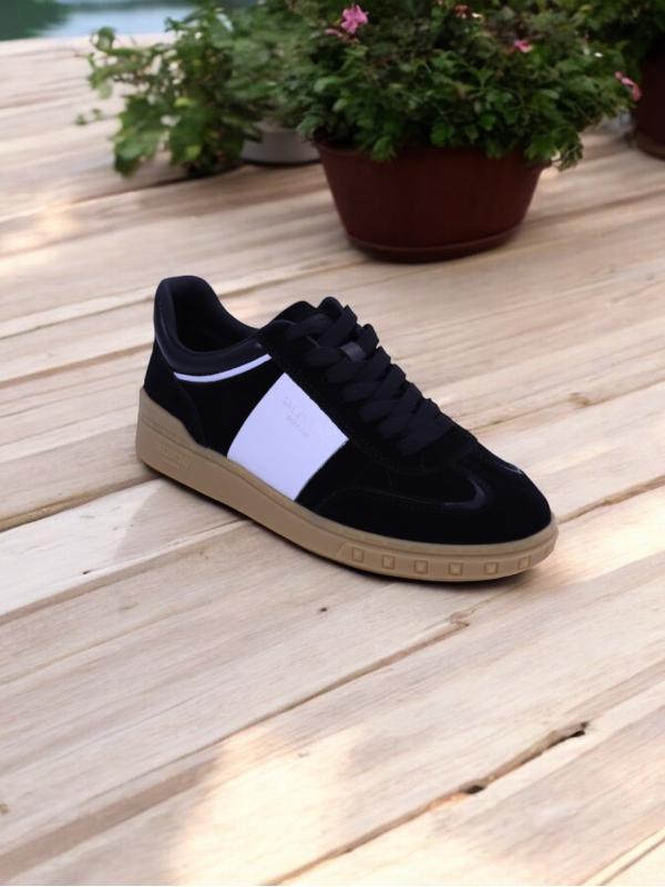 Valentino Garavani Upvillage Sneakers