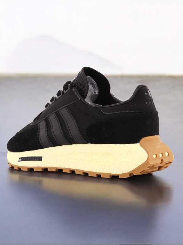 Adidas Retropy