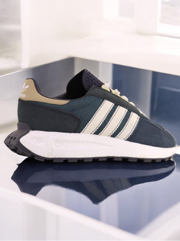 Adidas Retropy