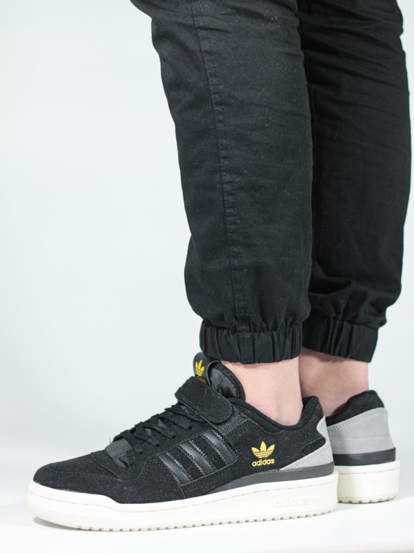 Adidas Forum