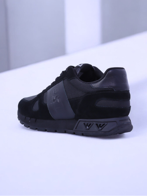 Emporio Armani 7 Schwarz Sneakers