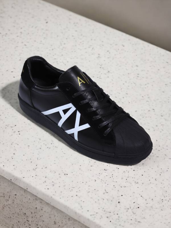 Armani Exchange Berlin Side