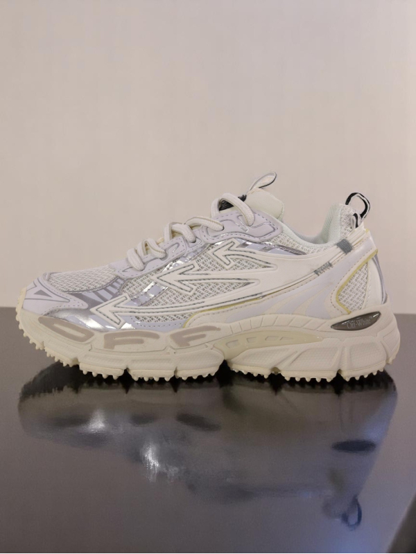 Off-White Be Right Back