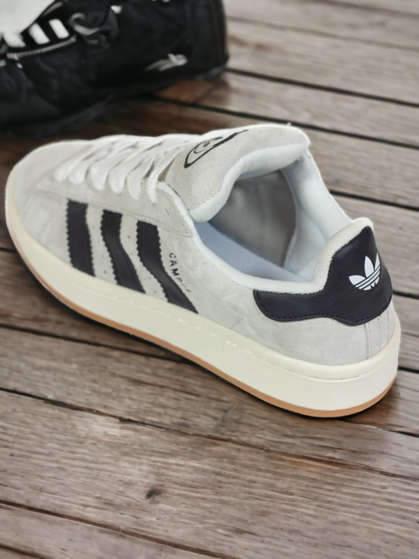 Adidas Campus
