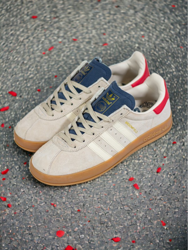 Adidas Broomfield