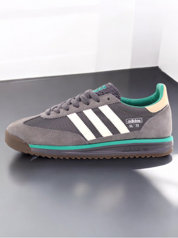 Adidas SL 72