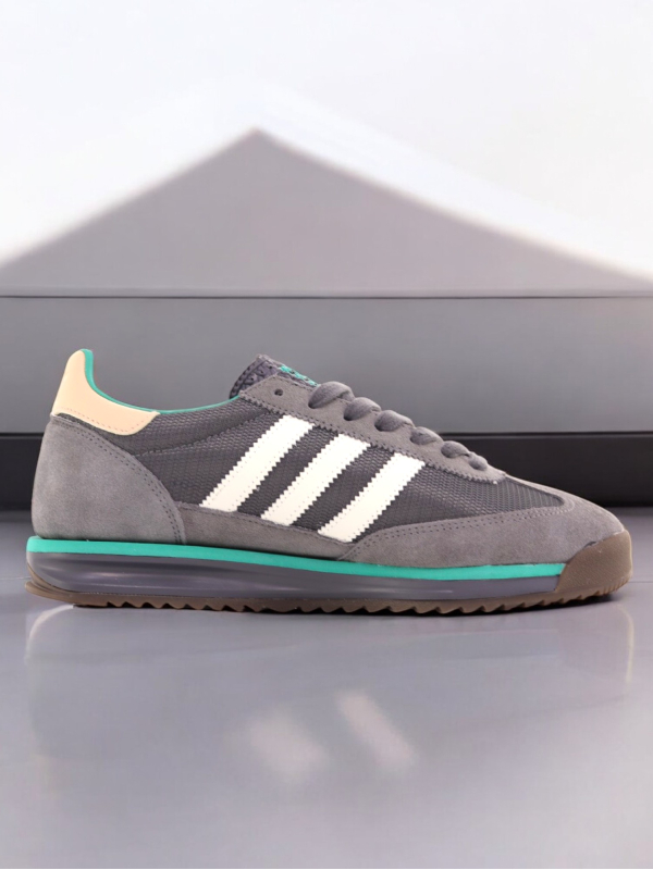 Adidas SL 72