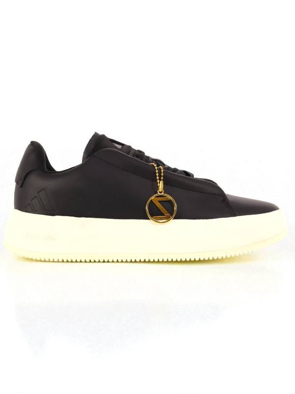 Adidas Acesmash