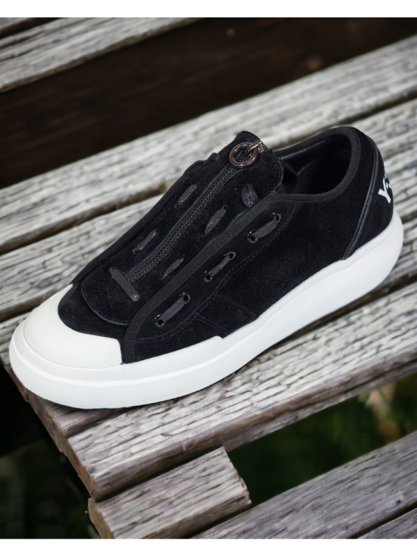 Adidas Y-3 Ajatu