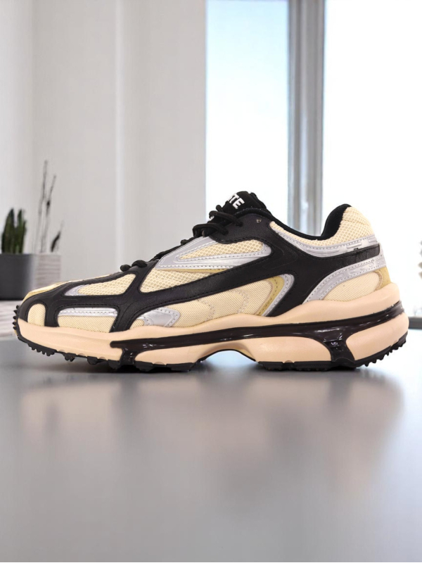 Lacoste L003 2K24 Sneakers