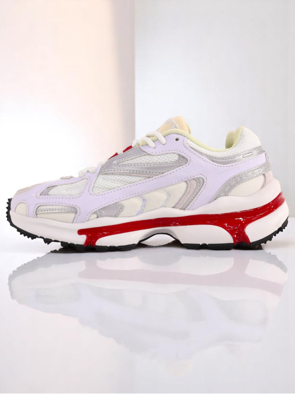 Lacoste L003 2K24 Sneakers