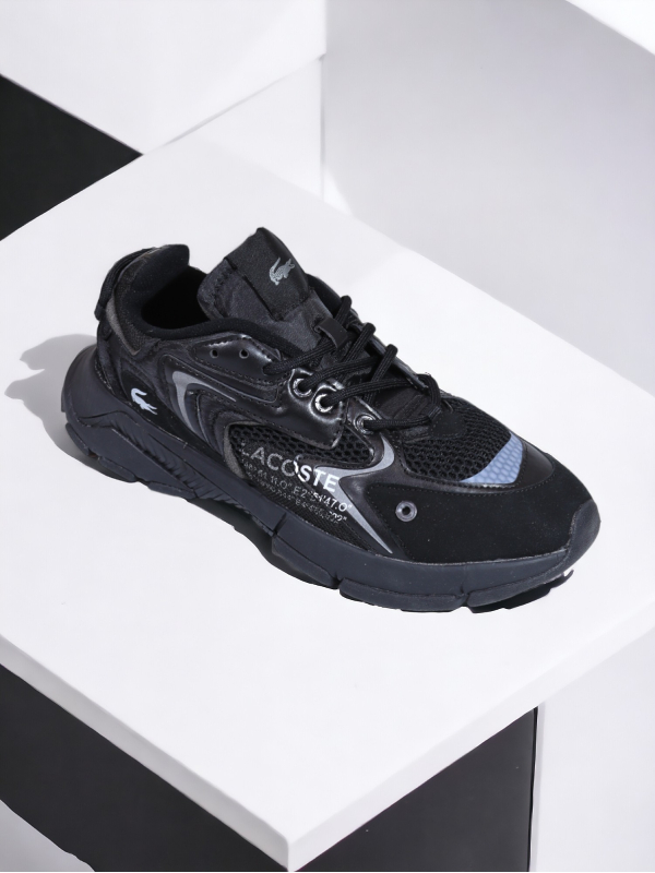 Lacoste L003 Neo