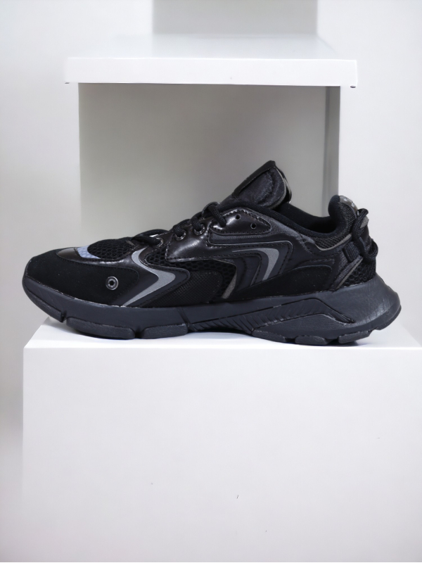 Lacoste L003 Neo
