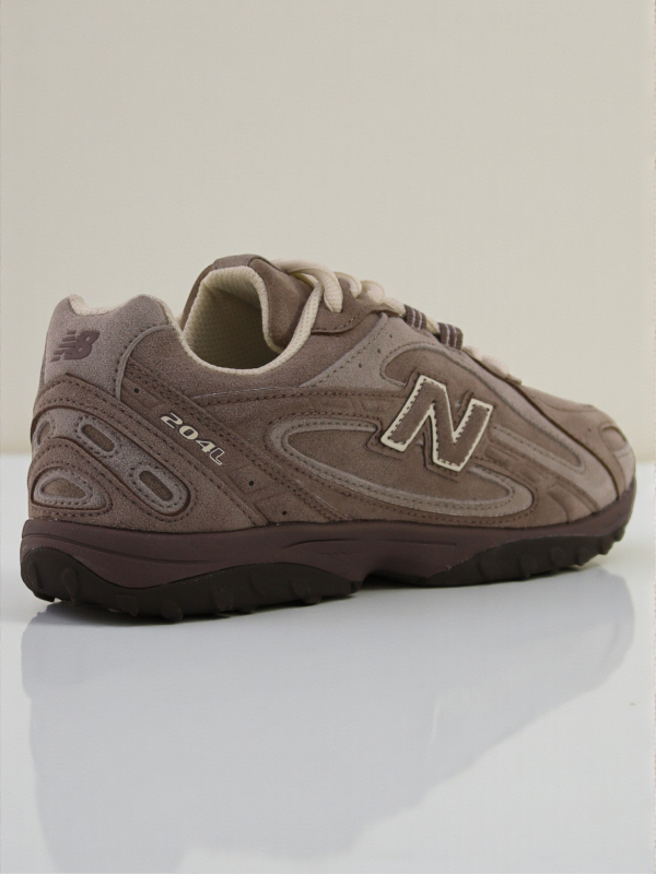 New Balance 204L